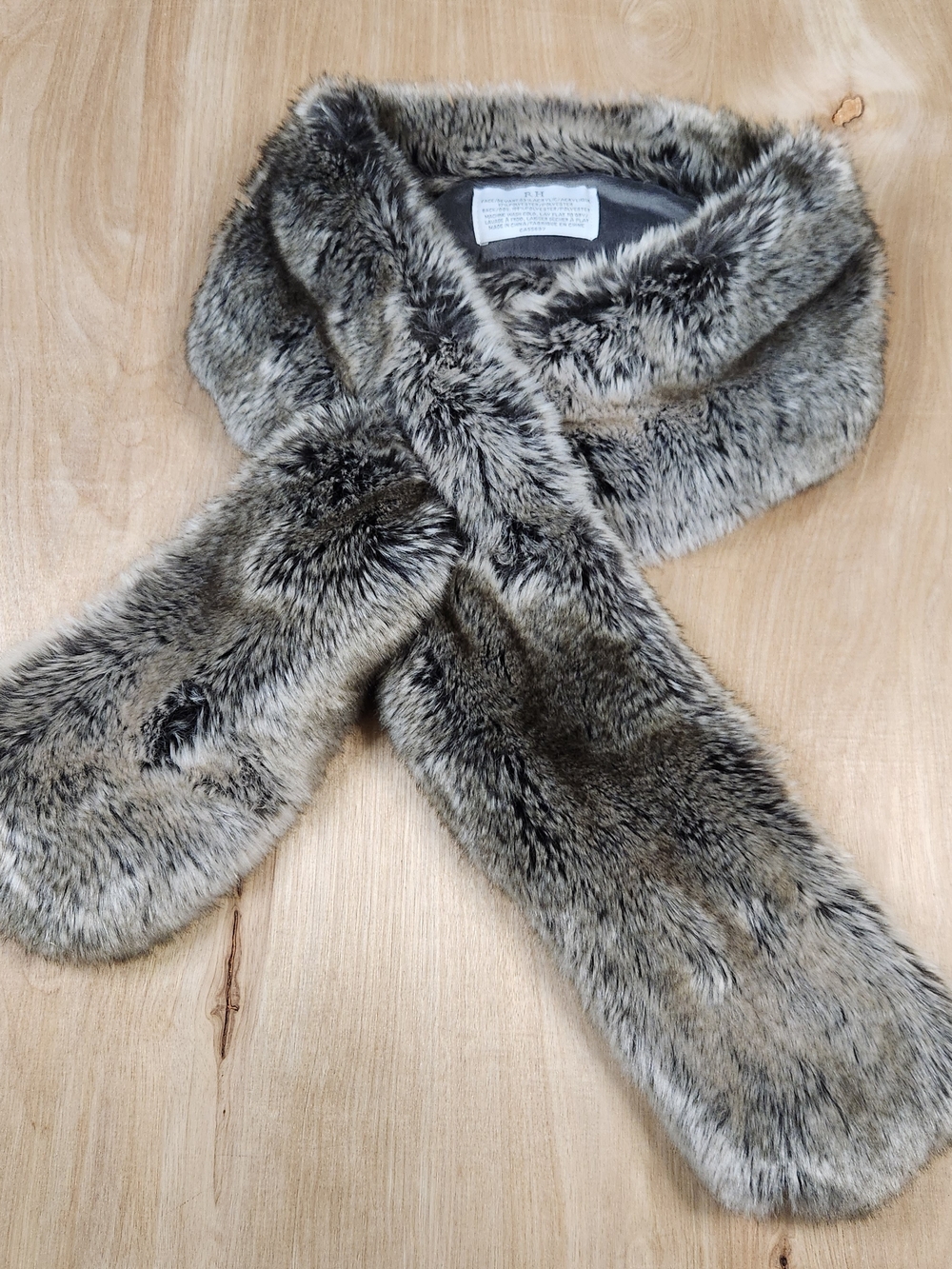 R.H. Faux Fur Scarf Wrap in Gray 53"x5"